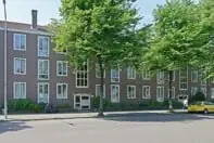 Image 2 of 8