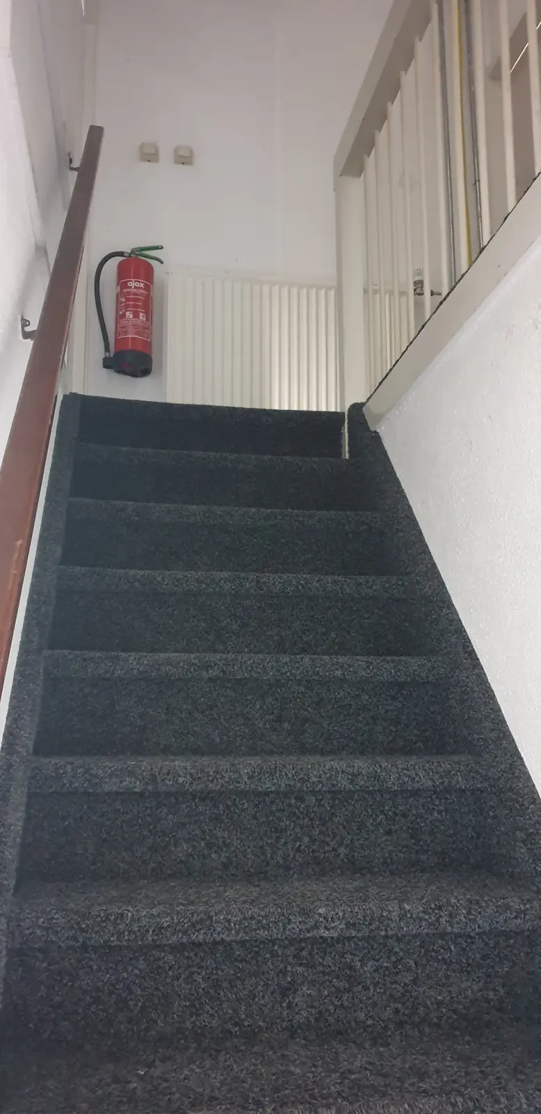 Image 6 of 7
