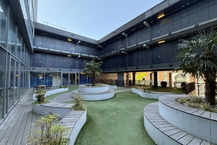 Image 1 of 20