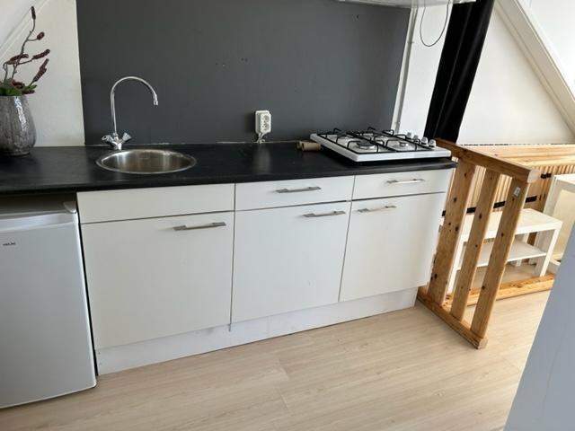 Image 1 of 9