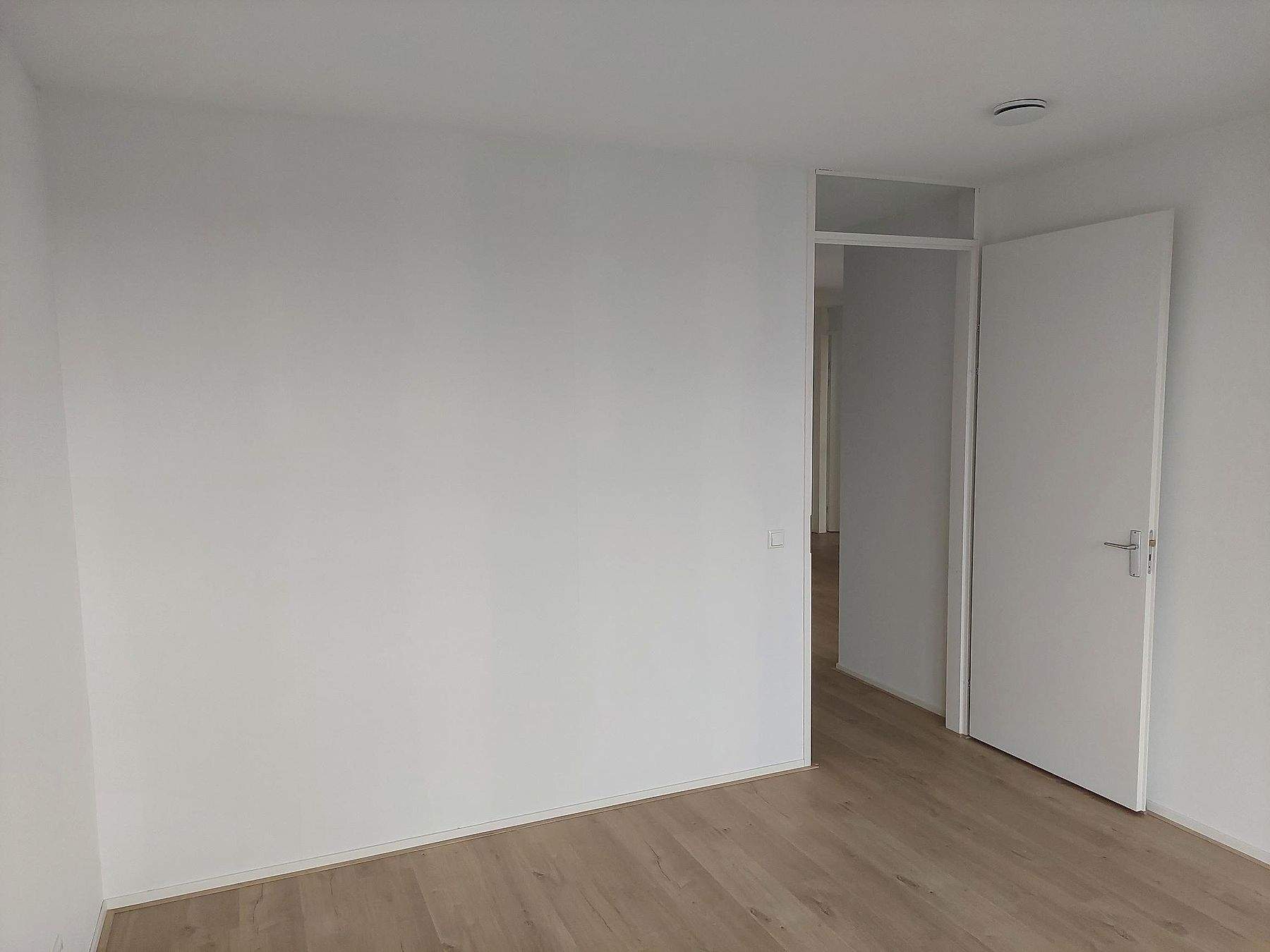 Bild 4 von 8