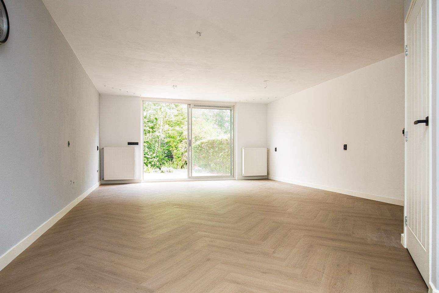 Bild 2 von 45