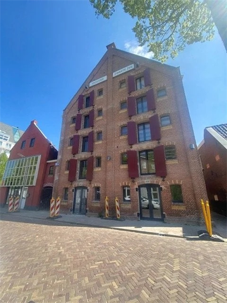 Afbeelding 15 van 16