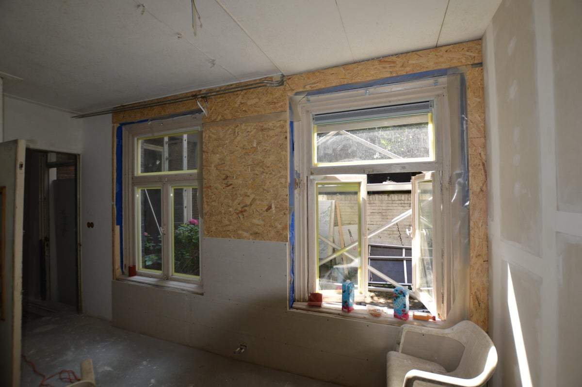 Image 3 of 3