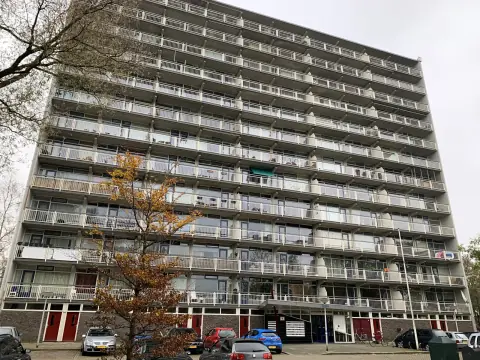 Apartment Anjenplein 34, Leeuwarden - For Rent