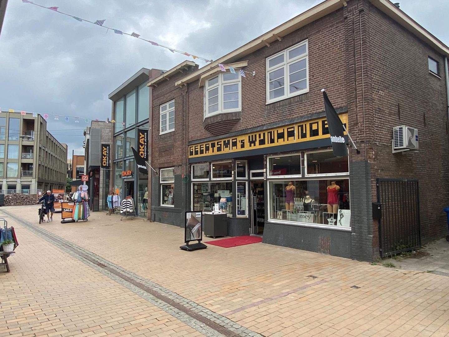 Afbeelding 2 van 12