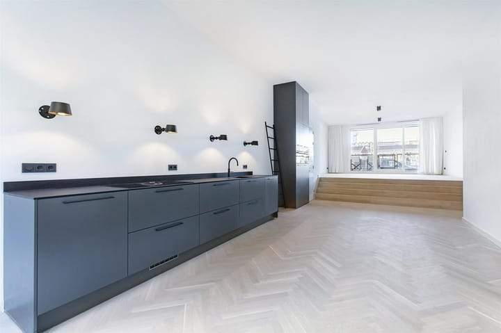 Bild 1 von 30
