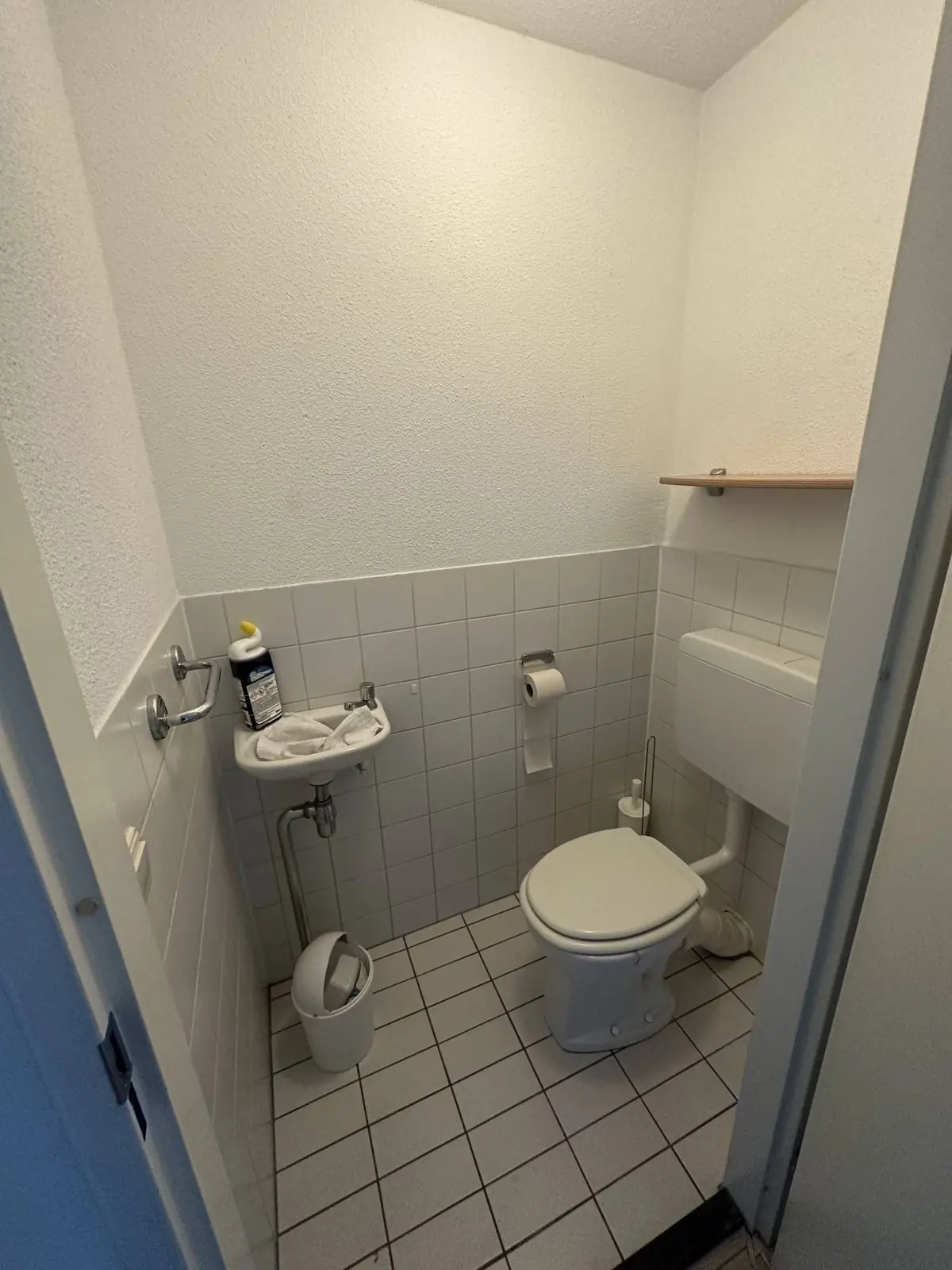 Image 8 of 8