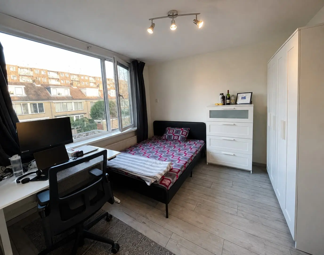 Furnished Room Graan voor Visch, Hoofddorp - For Rent
