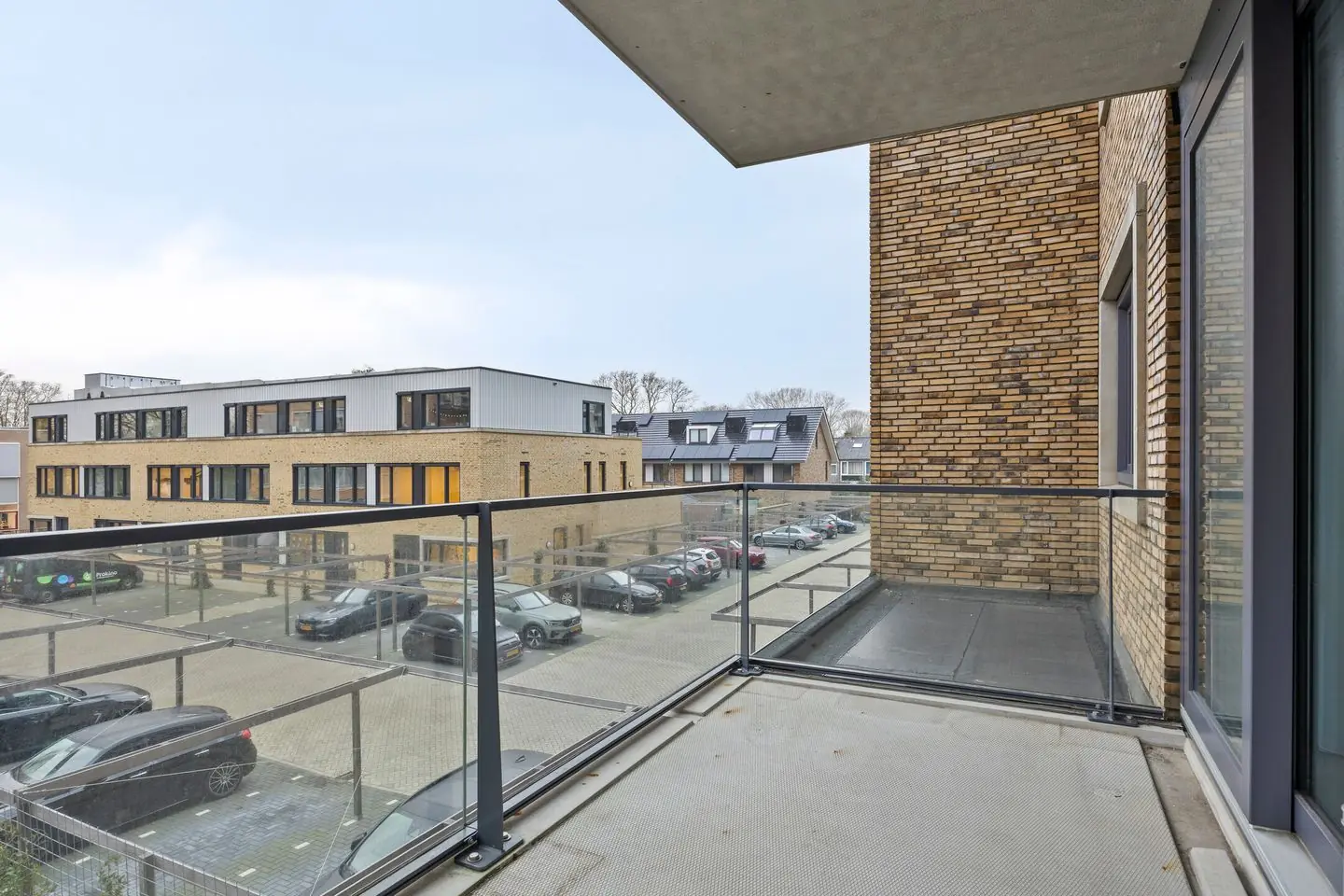 Image 10 of 25