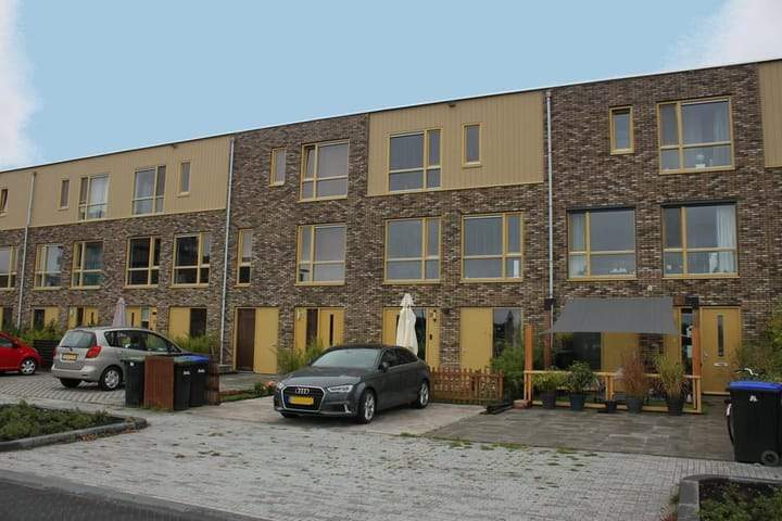Bild 2 von 19