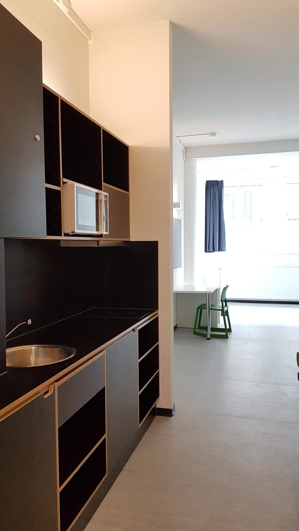 Bild 2 von 6