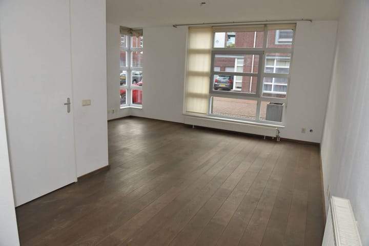 Bild 3 von 18