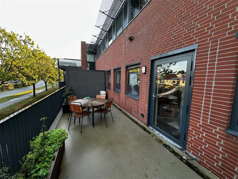 Image 9 of 10