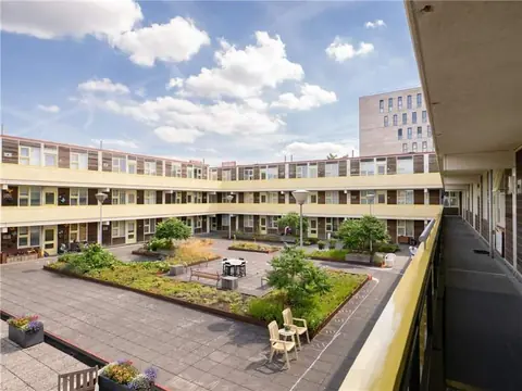 Studio-Apartment Neringweg, Stadshart, Lelystad