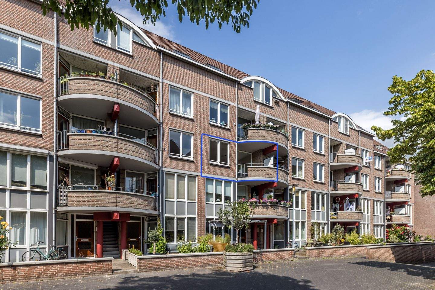 Afbeelding 1 van 12