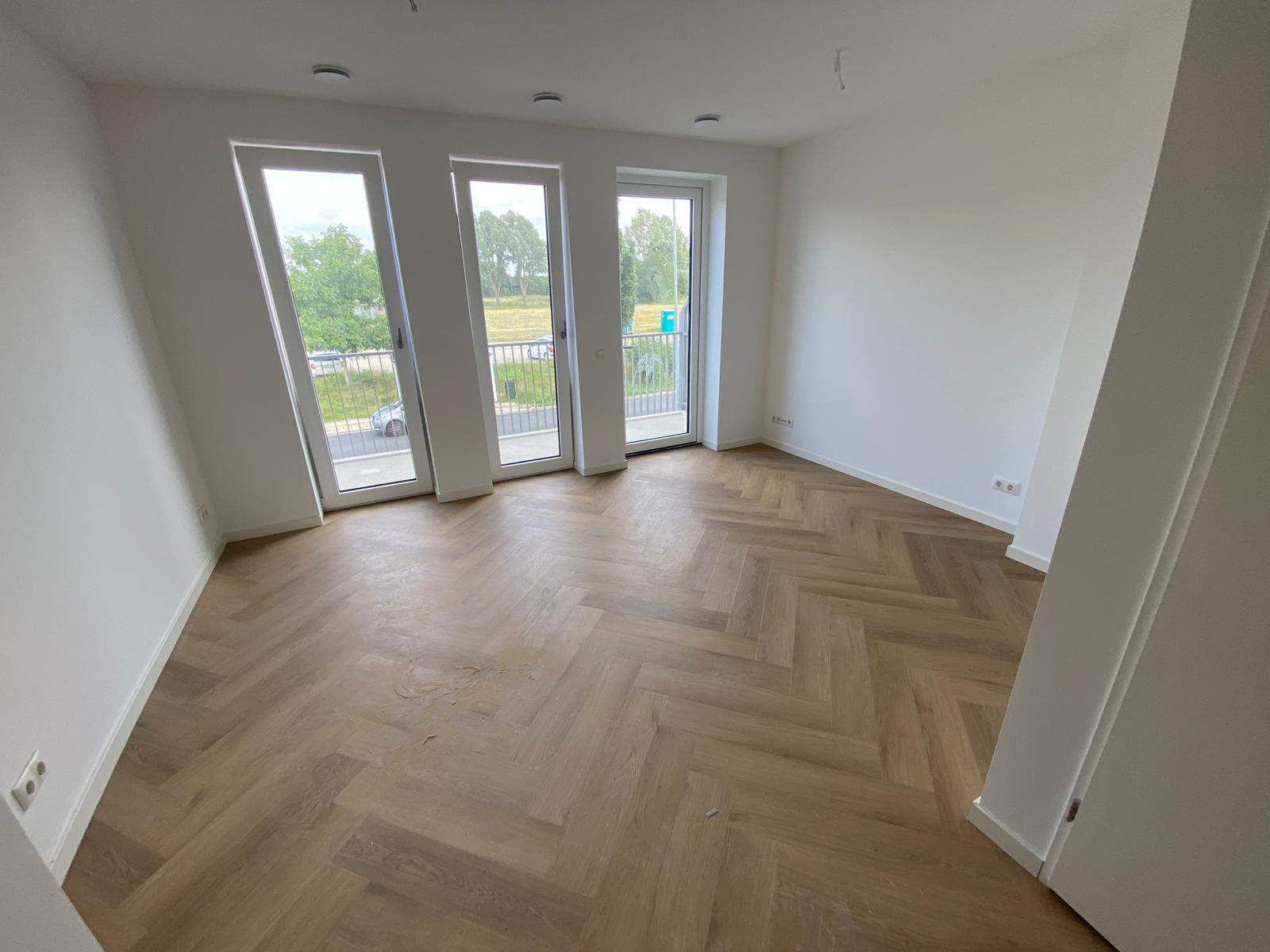 Bild 1 von 9