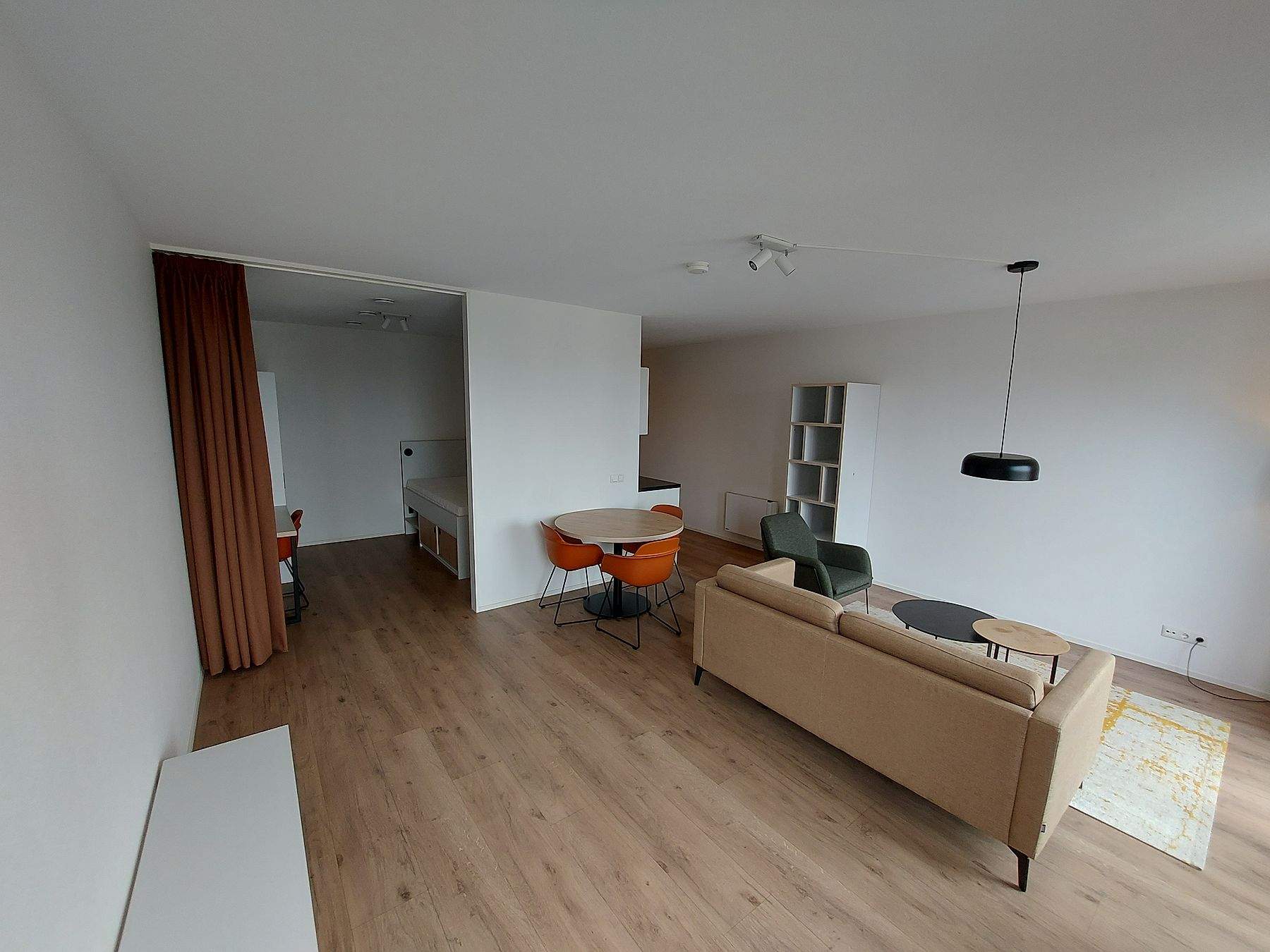 Bild 3 von 8