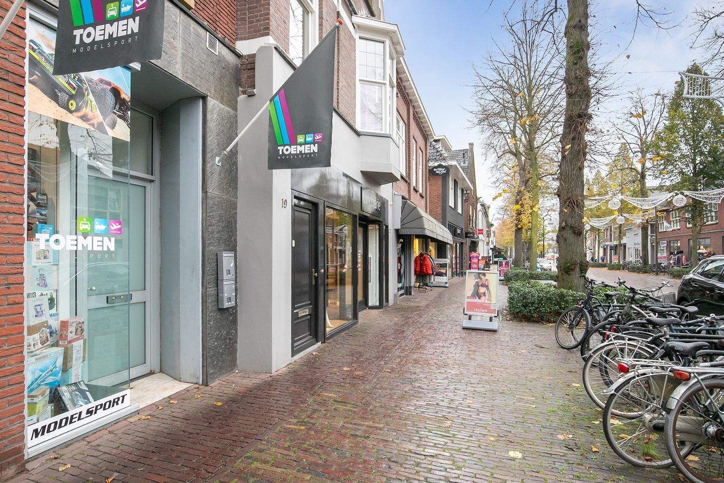 Afbeelding 2 van 12