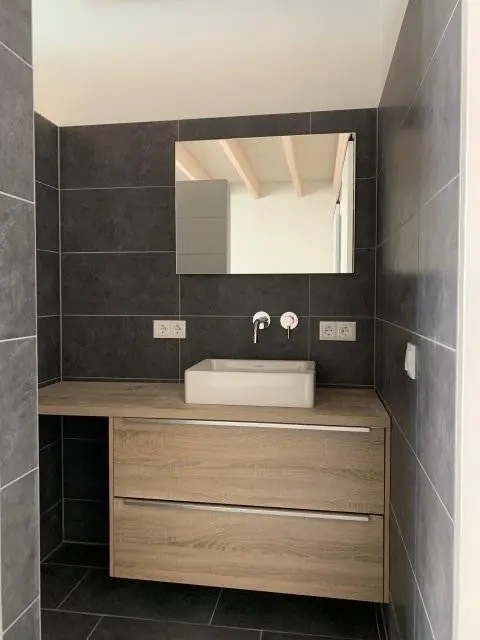 Image 20 of 24