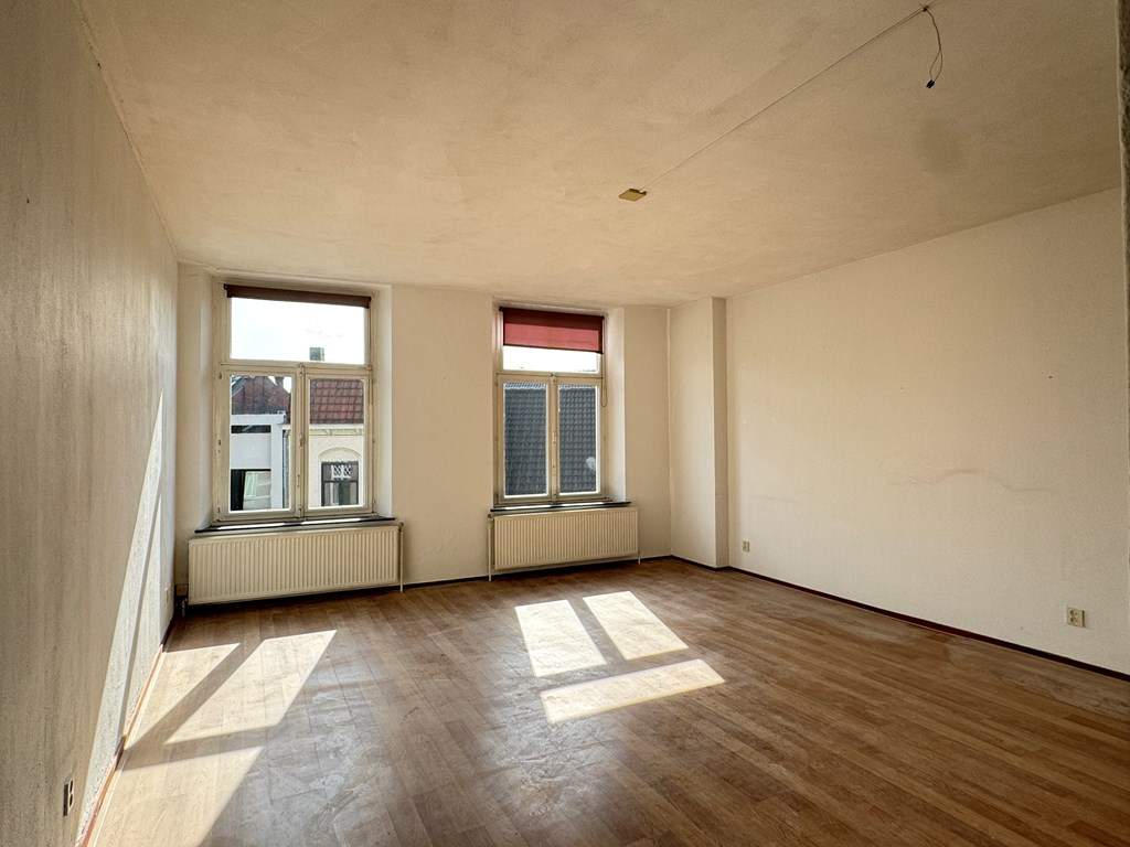Bild 2 von 15