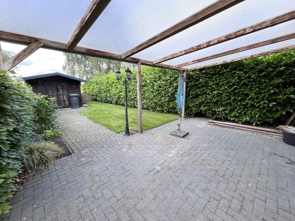 Image 15 of 22
