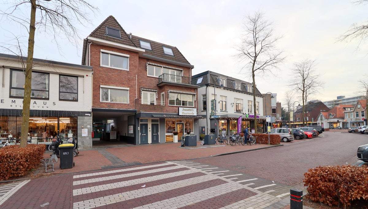 Afbeelding 1 van 66