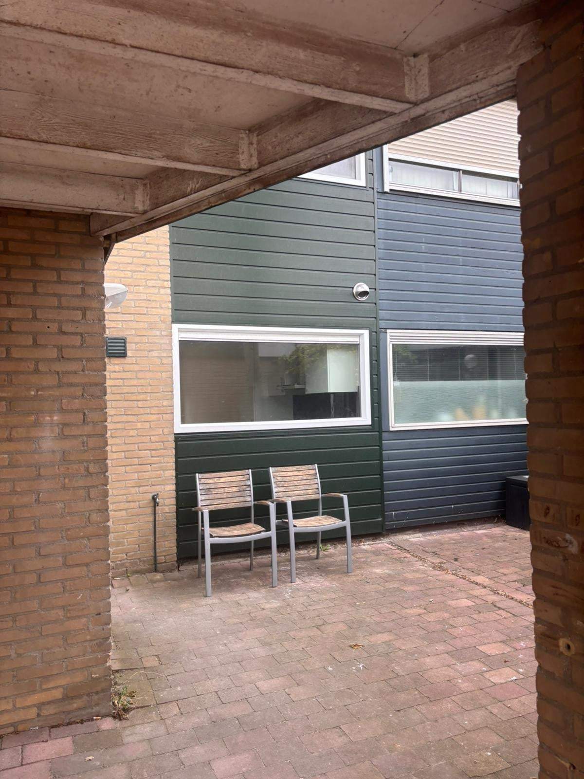 Bild 2 von 12