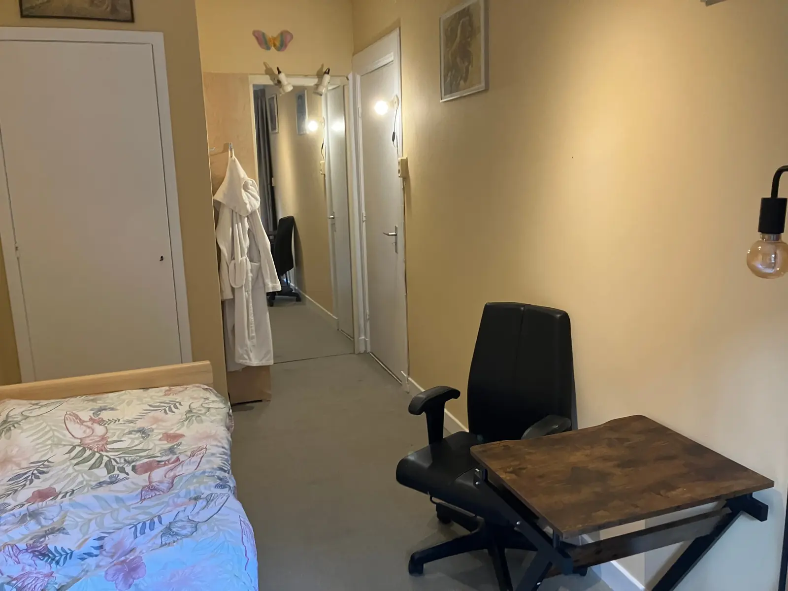 Image 1 of 3