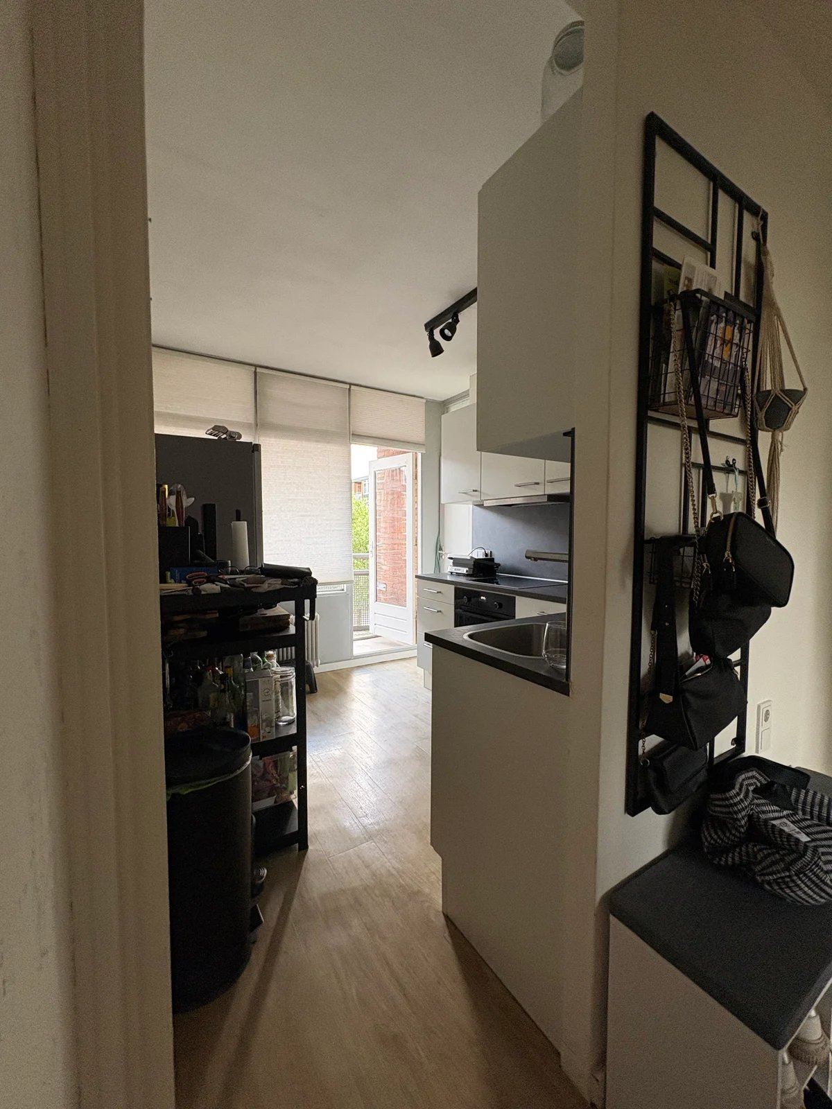 Image 4 of 9