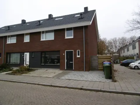 Corner House Scheldestraat 24, Emmeloord - For Rent