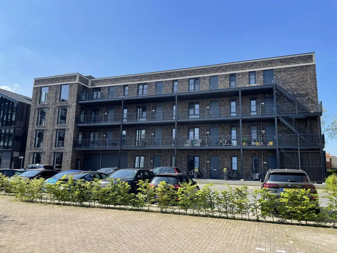 Afbeelding 2 van 21