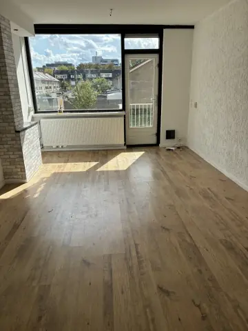 Appartement Abdij van Bernestraat 57, Tilburg - Te Huur