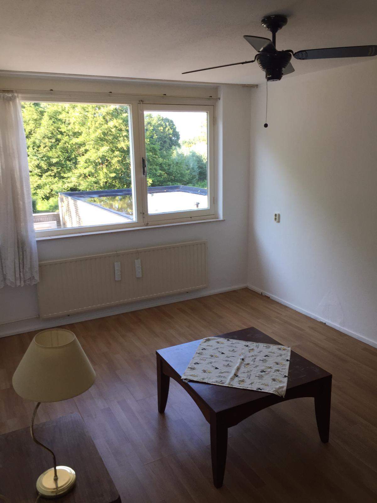 Bild 2 von 6