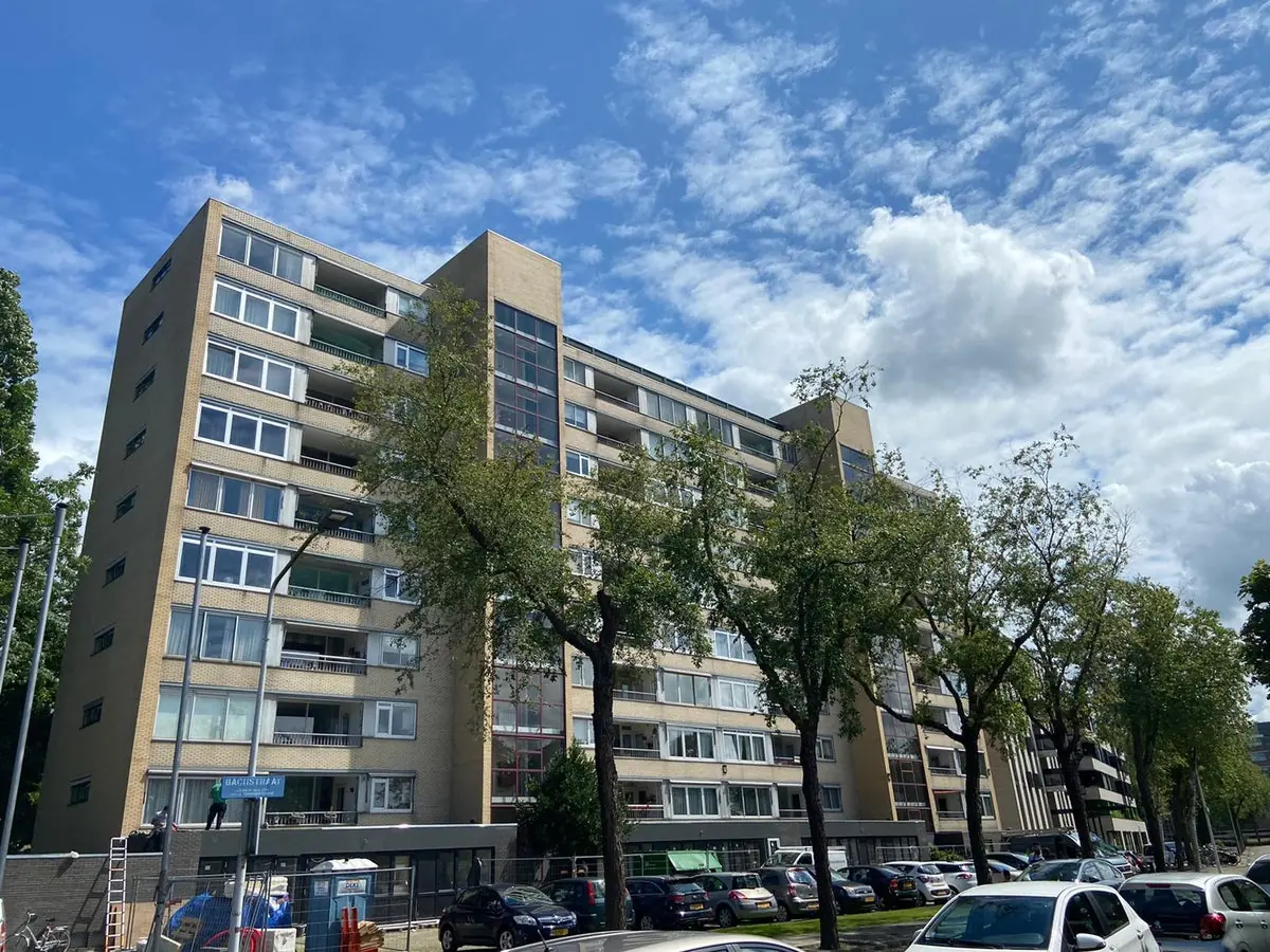 Image 16 of 20