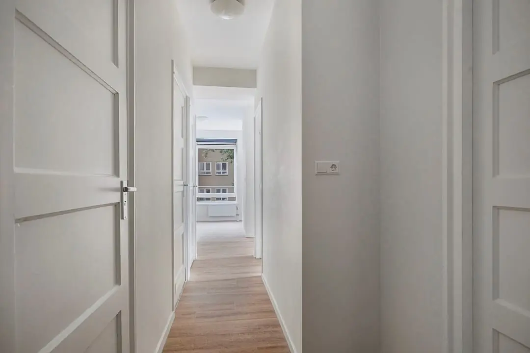Image 11 of 18