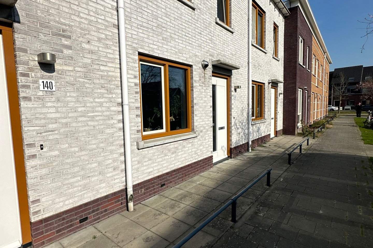 Afbeelding 1 van 12