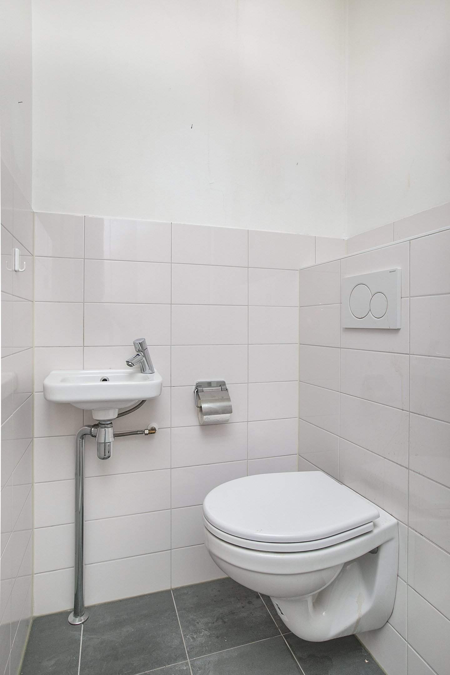 Image 11 of 14