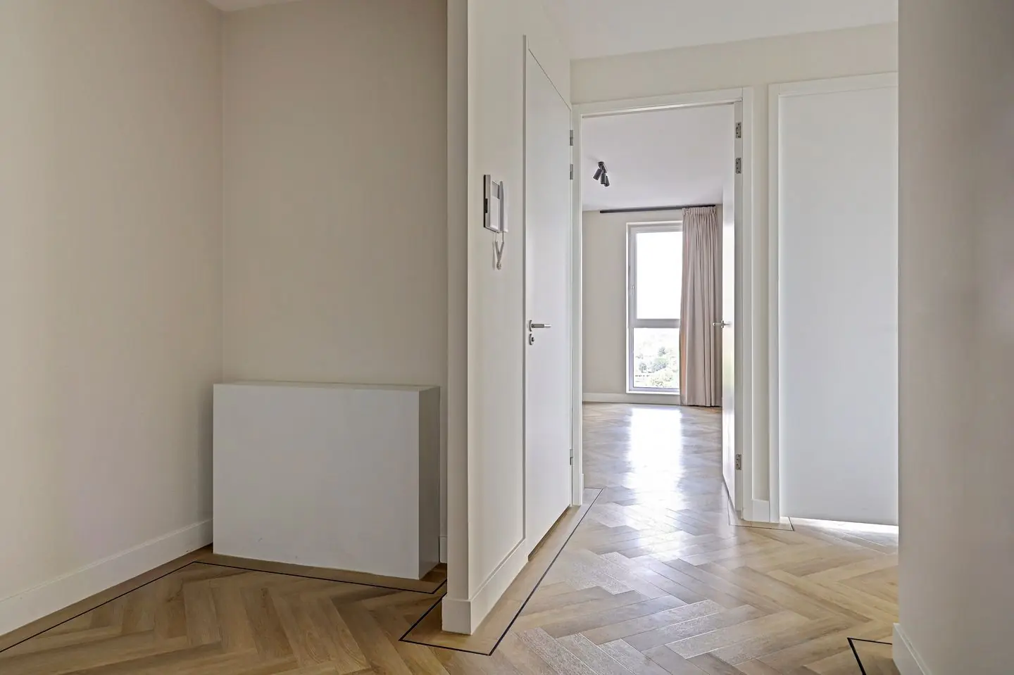 Bild 14 von 54