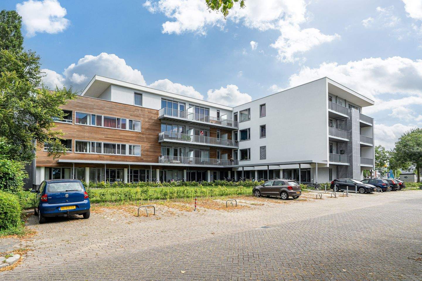 Bild 1 von 10