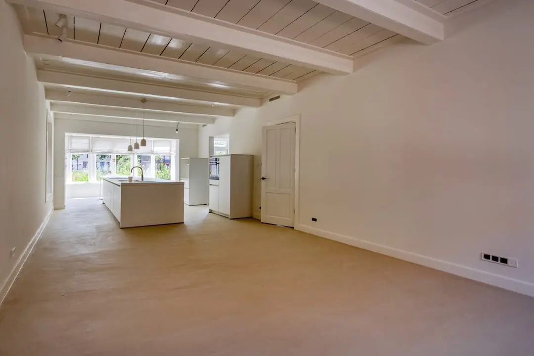 Image 7 of 46