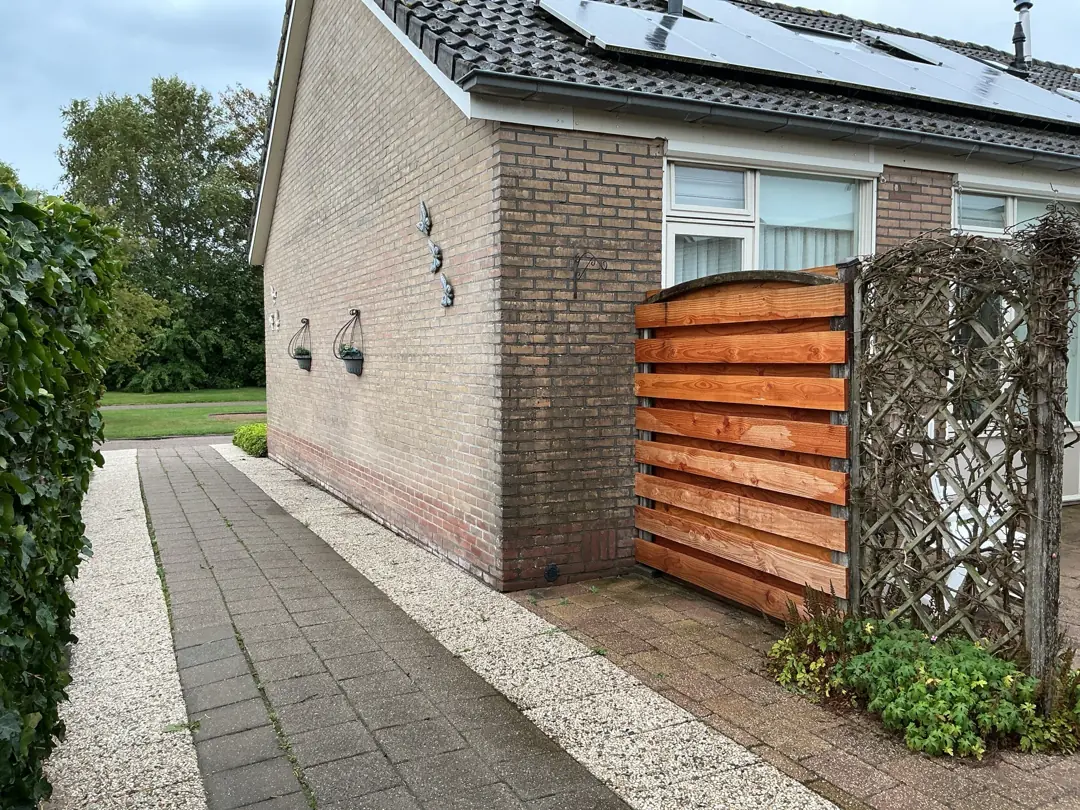 Image 5 of 6