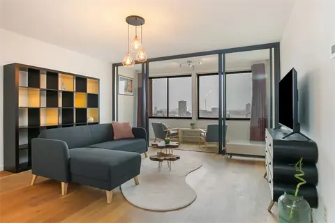 Appartement Meublé de 3 Chambres avec Vue sur la Meuse, Coolhaven, Rotterdam