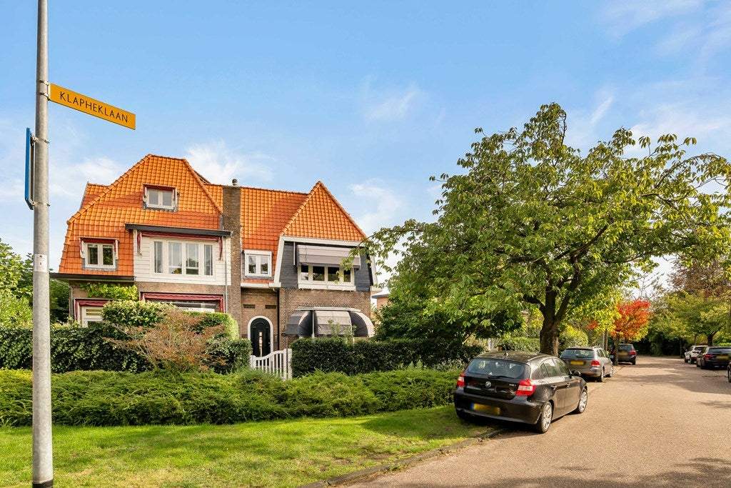 Afbeelding 1 van 56