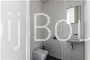 Bild 7 von 8