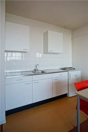 Image 7 of 9
