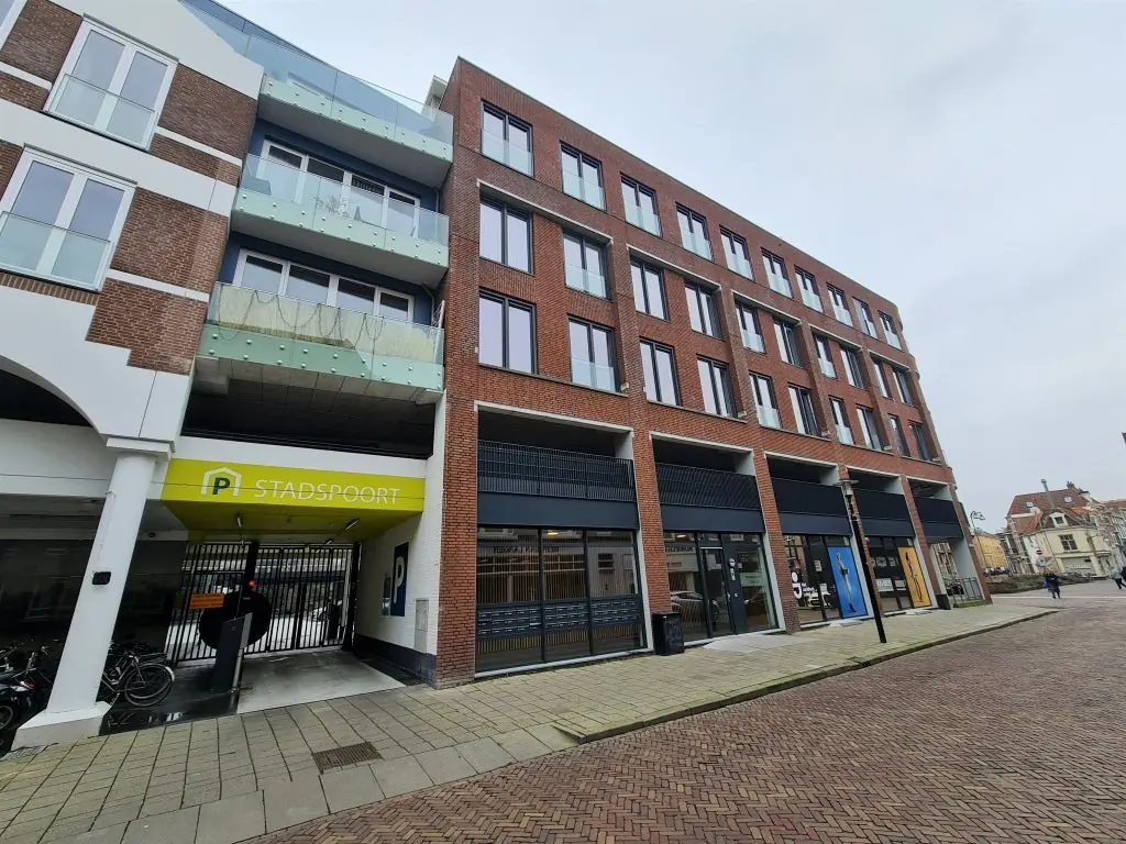 Image 18 of 20
