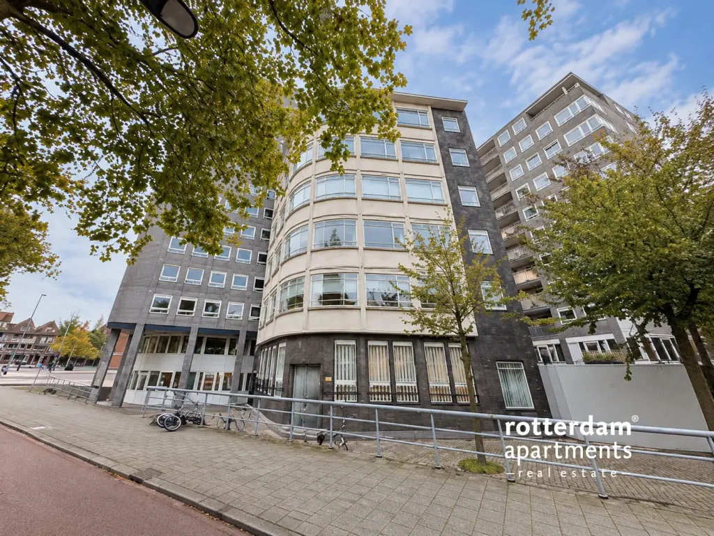 Image 25 of 27