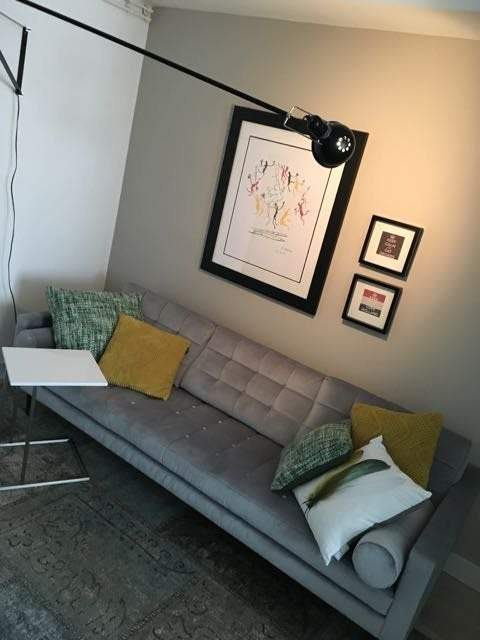Image 3 of 18