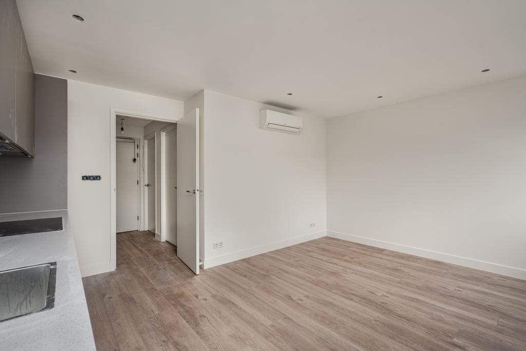 Image 6 of 14